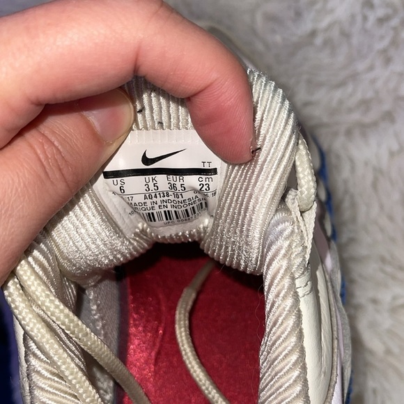 Nike White Sneakers with Red and Blue Details - Picture 7 of 7